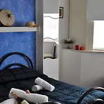 לינה וארוחת בוקר Lo Specchio Del Salento