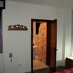 Lo Specchio Del Salento לינה וארוחת בוקר לצ'ה