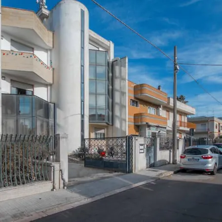 Bed & Breakfast Lo Specchio Del Salento 2*