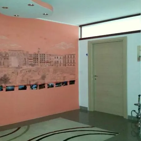 Lo Specchio Del Salento Couette-café Lecce