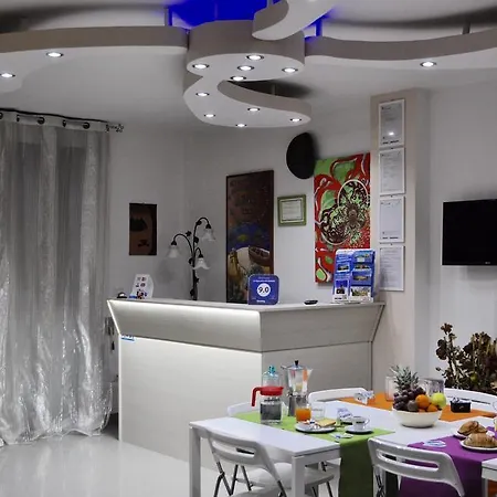 Lo Specchio Del Salento ليتشي