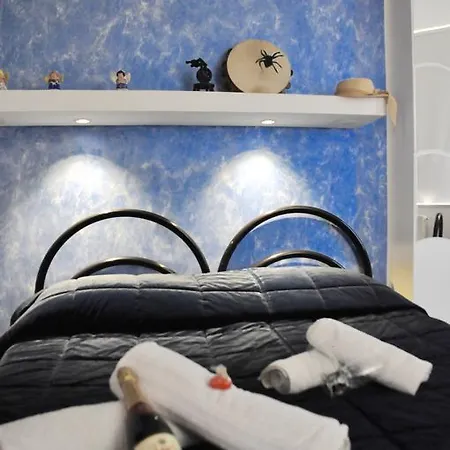 فندق مبيت وإفطار Lo Specchio Del Salento ليتشي