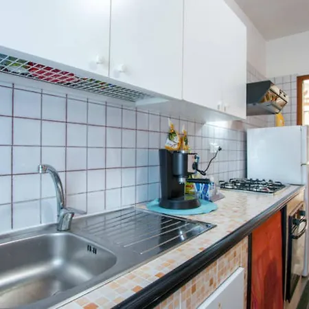 فندق مبيت وإفطار Lo Specchio Del Salento 2*