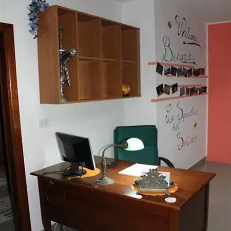 Alojamento de Acomodação e Pequeno-almoço Lo Specchio Del Salento