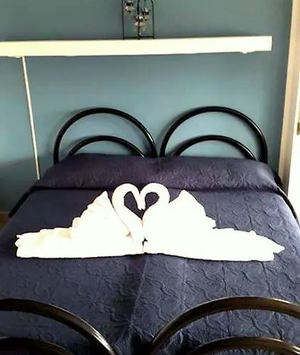 Lo Specchio Del Salento ベッド・アンド・ブレックファスト 2*