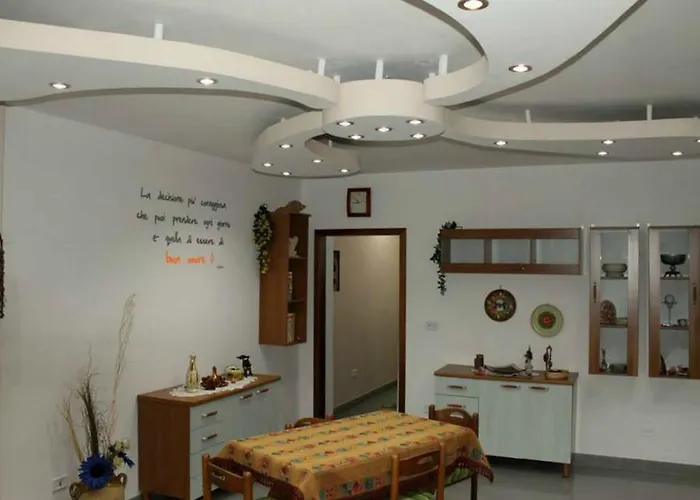 Lo Specchio Del Salento ベッド・アンド・ブレックファスト レッチェ